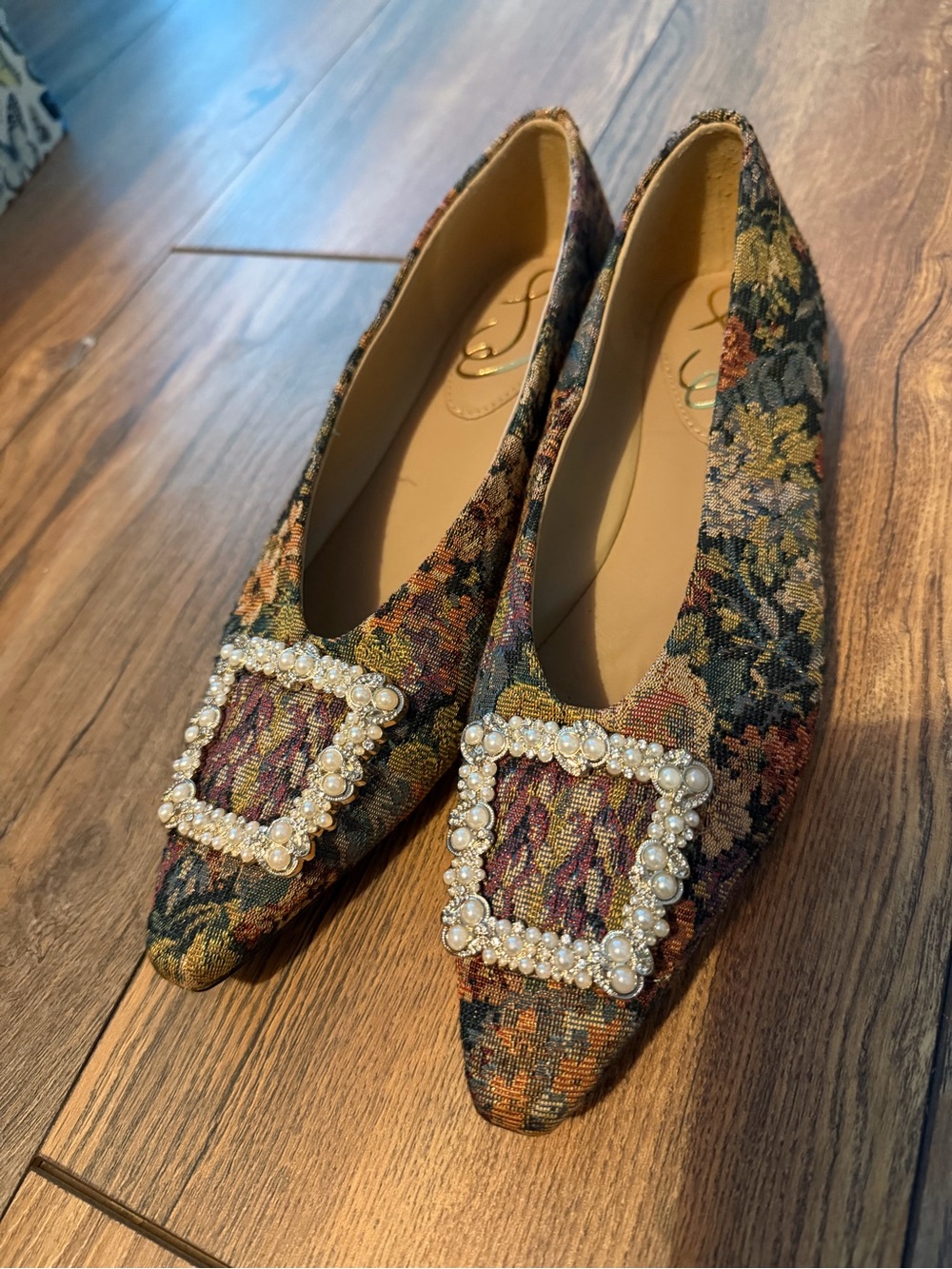 Sam Edelman Flats - Picture 2 of 4